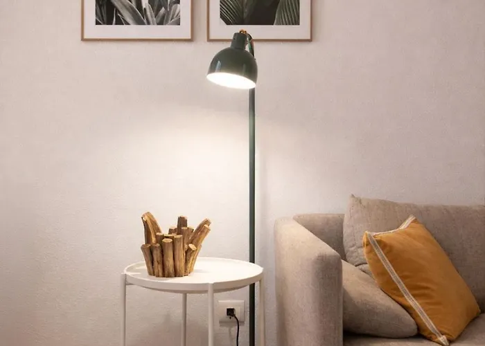 Downtown Maqueda * باليرمو